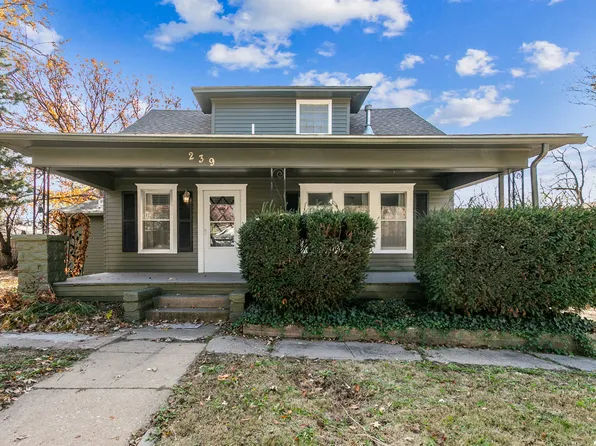 239 E Summit Ave, Augusta, KS 67010
