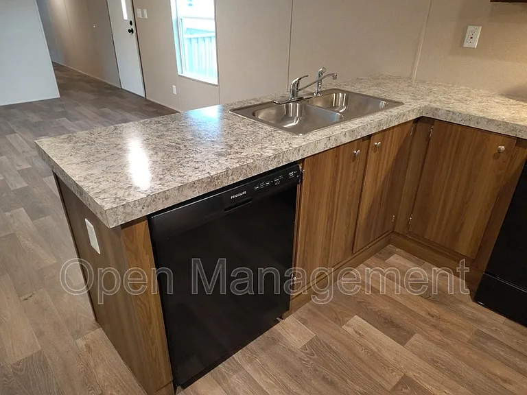 24 Erin Ln #72 — Photo 7