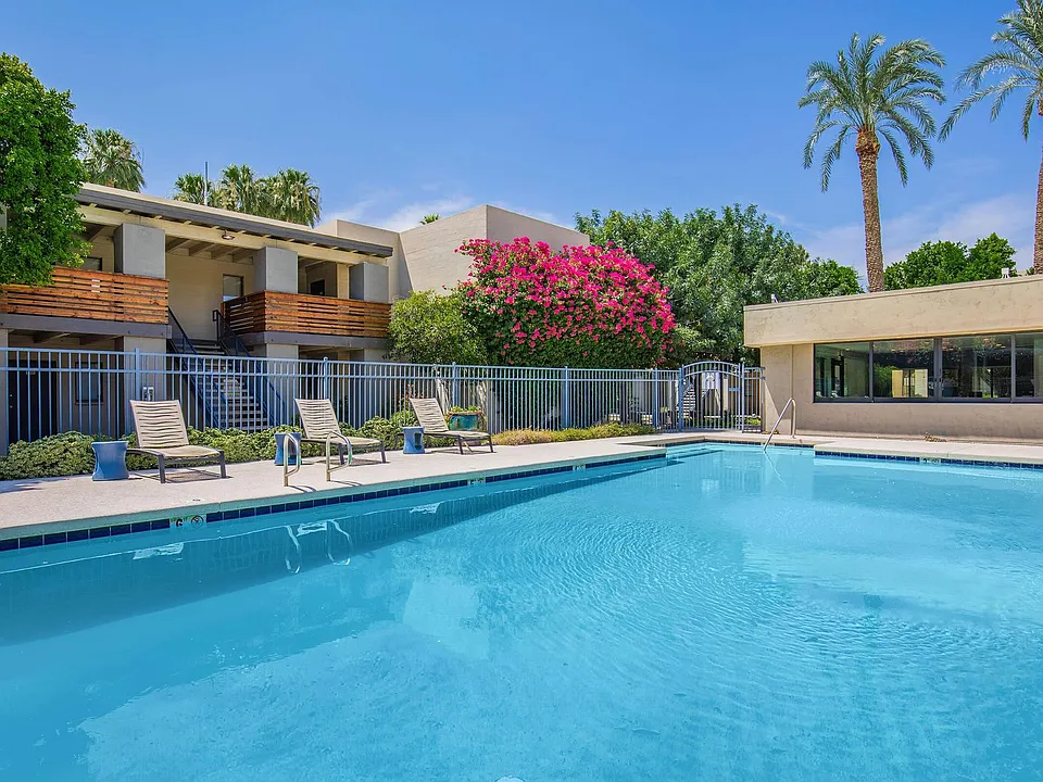 Palm Desert Apartments