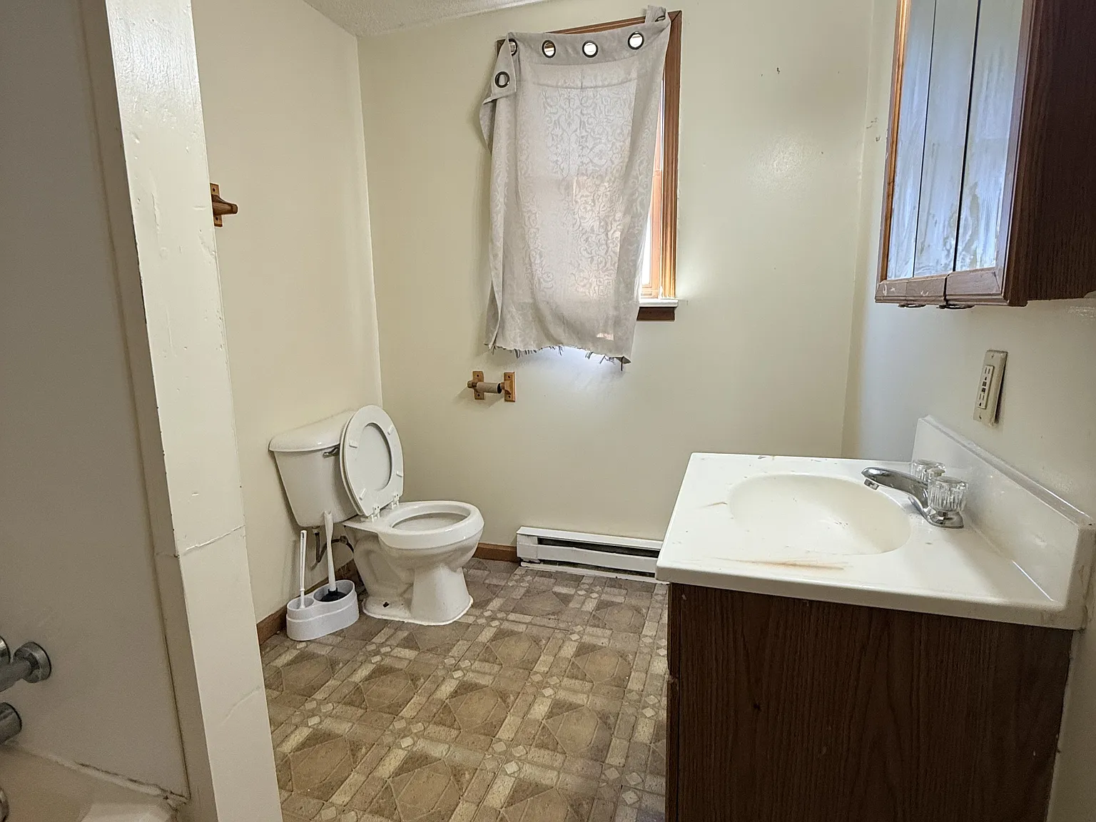 319 1/2 N McDonel St - Unit 1 — Photo 3