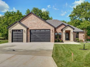 5198 S Barbarosa Ct, Springfield, MO 65802