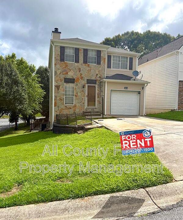 1st image of 1183 Red Oak Cv