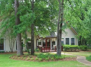 104 Oak Valley St, Lufkin, TX 75904