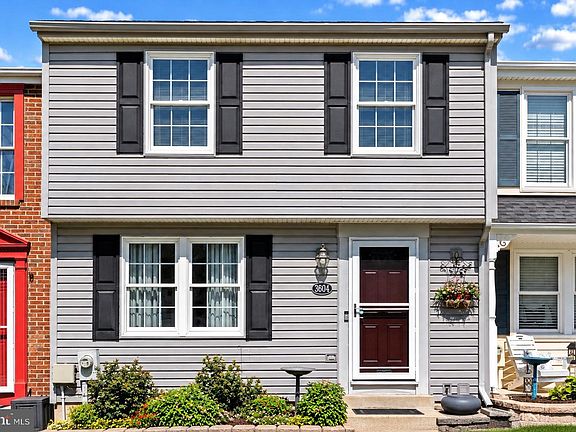 3rd image of 3604 Chadwick Ct