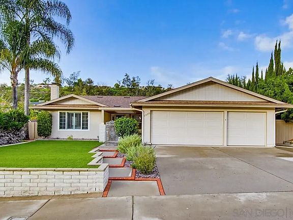 5th image of 2086 Valley Lake Dr
