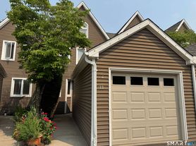 566 Newfield Ave, Stamford, CT
