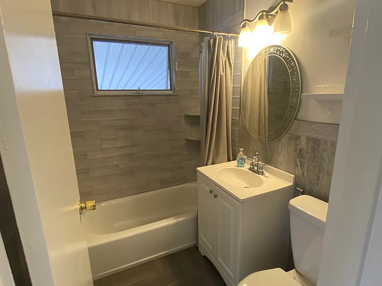 486 Ramona Ave — Photo 7