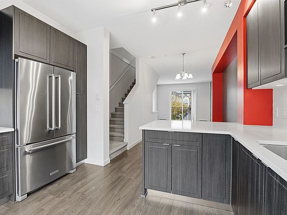 4th image of 2371 Ranger Ln #3