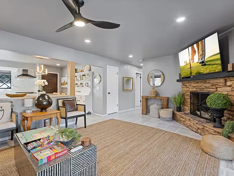 7608 E Osborn Rd — Photo 9