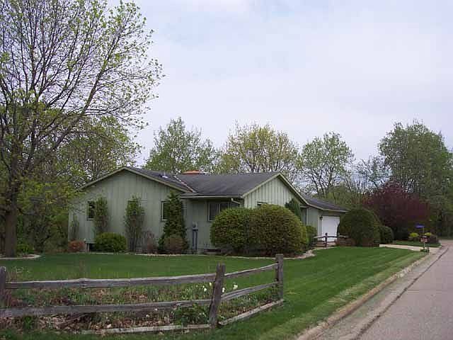 3 Bedroom walk-out rambler on 1.365 acres.   Last house on Cul-de-sac.