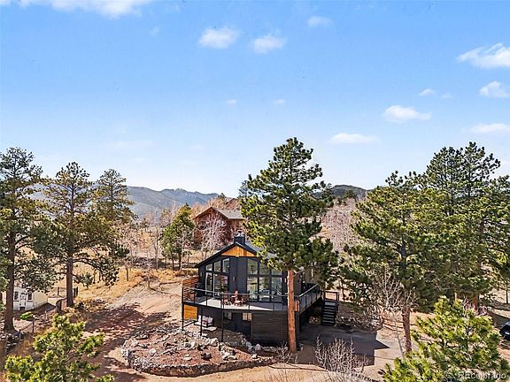 3rd image of 38 Pinon Road