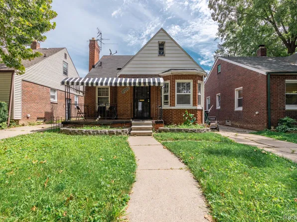 8096 Strathmoor St, Detroit, MI 48228