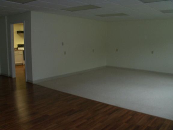 CARPETED AREAS W/CABLE HOOKUP