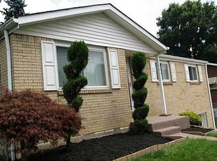 947 Cimarron Dr, Pittsburgh, PA 15235