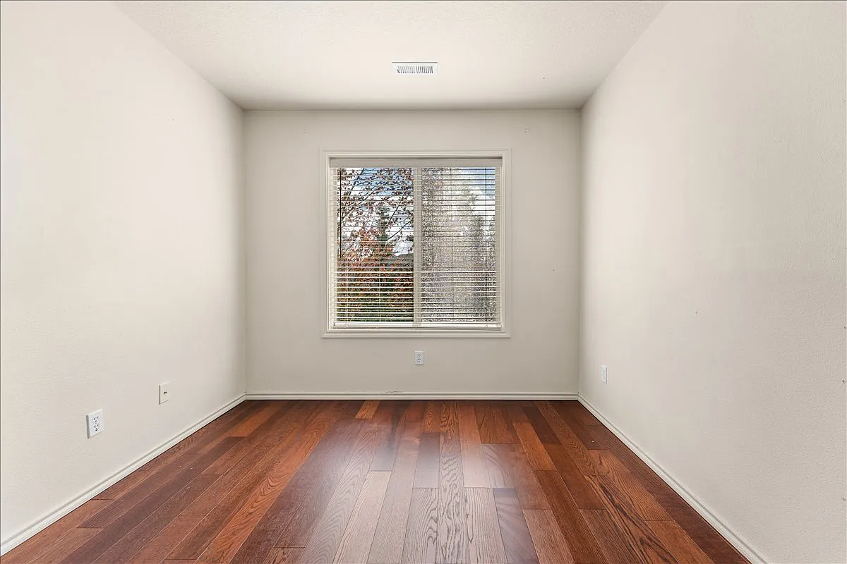 YUH01: 16056 NW Centine Ln (Arbor Parc — Photo 4