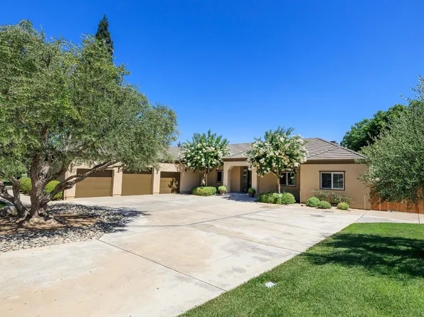 2161 Park Ridge Dr, Riverbank, CA 95367