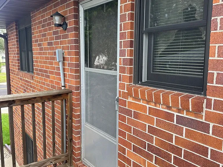 1808 W Faidley Ave — Photo 4