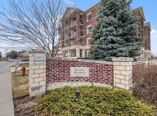 308 Watson Pkwy N #412, Guelph, ON N1E 0G7