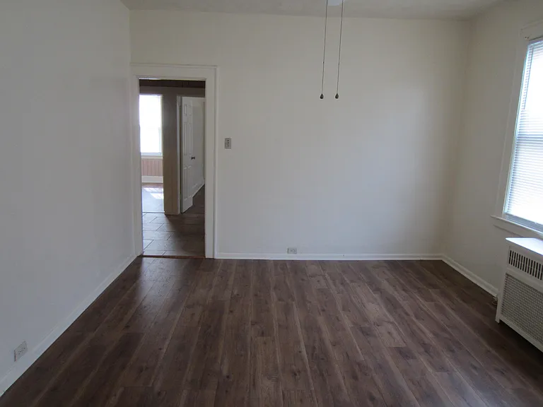 94 Campfield St — Photo 6