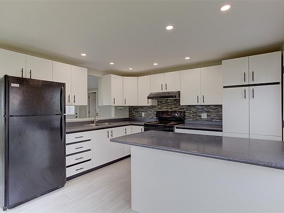 3rd image of 129 Johel Rd