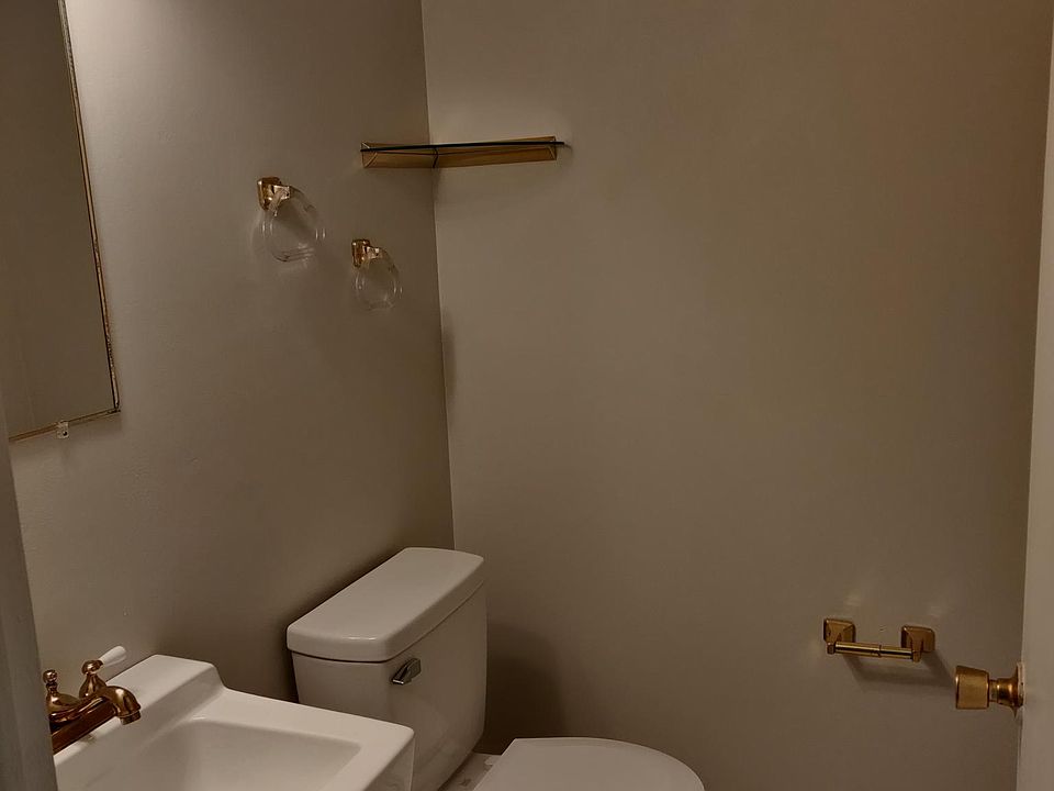 half bathroom dowstairs
