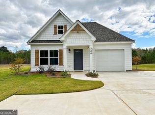200 Young Ln, Hamilton, GA