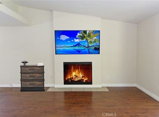 9310 Crebs Ave #9310, Northridge, CA 91324