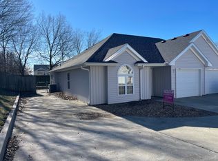 109 SE 601st Rd APT D, Warrensburg, MO 64093