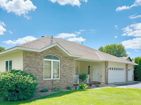 132 Goldfinch Ln, Clearwater, MN 55320