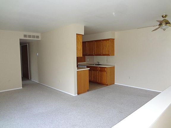 3rd image of 35604 Stillmeadow Ln