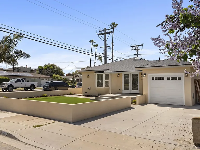 291 Ebony Ave — Photo 25