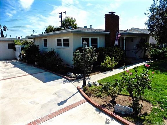 3rd image of 1330 E Rowland Ave