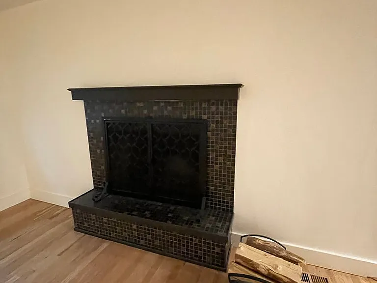 249 Newport St — Photo 10