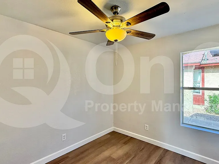 27 W Inglewood St #2 — Photo 12
