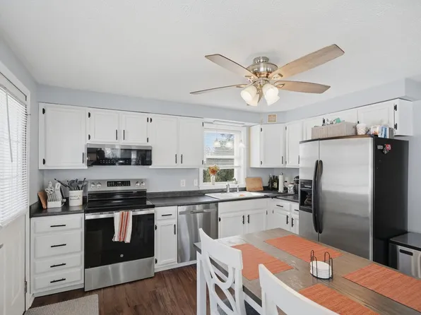 47 Hillsboro Street #A, Manchester, NH 03104