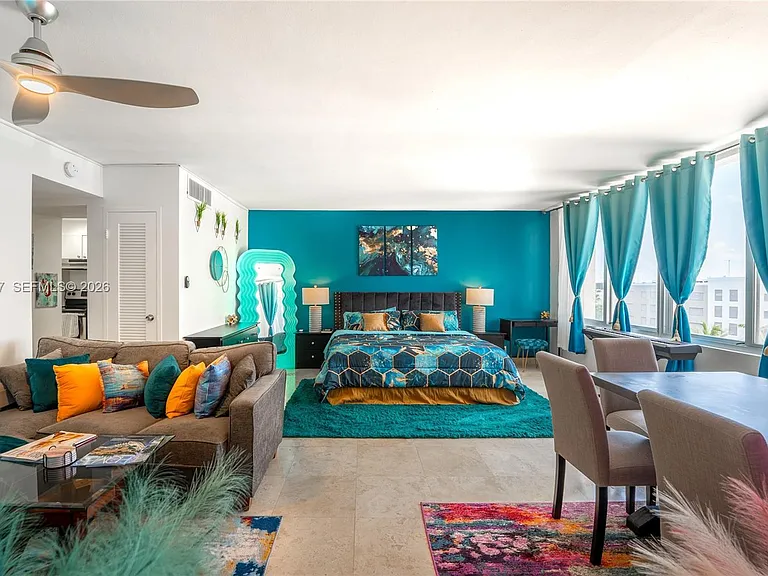 1000 West Ave #501 — Photo 5