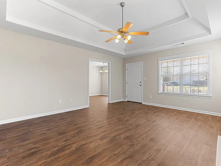 200 Stirling Bridge Dr — Photo 6