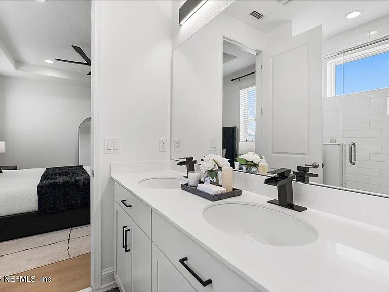 492 Rum Runner Way — Photo 21