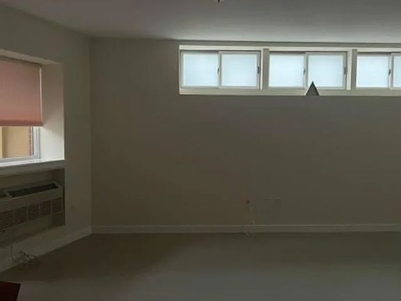 3rd image of 2548 E 27th St APT 3