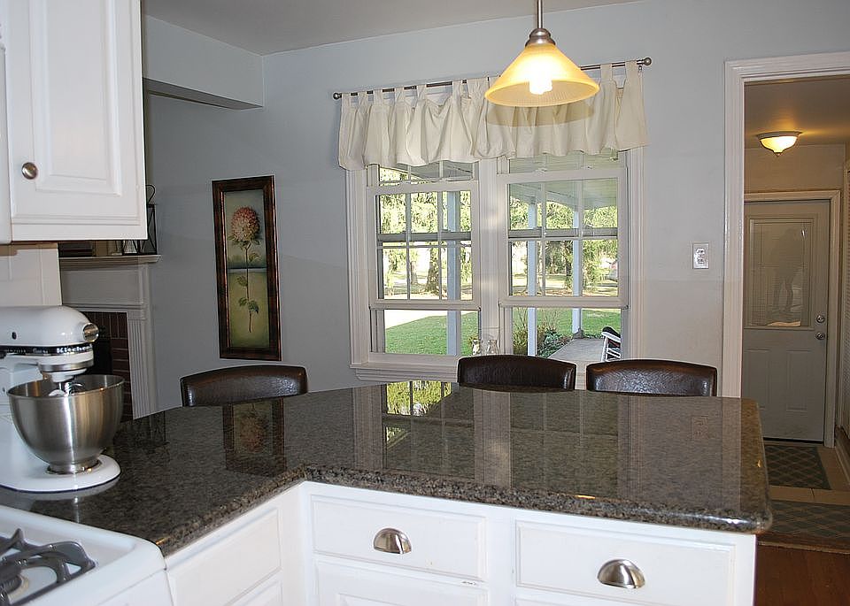 2nd image of 142 Eldridge Rd