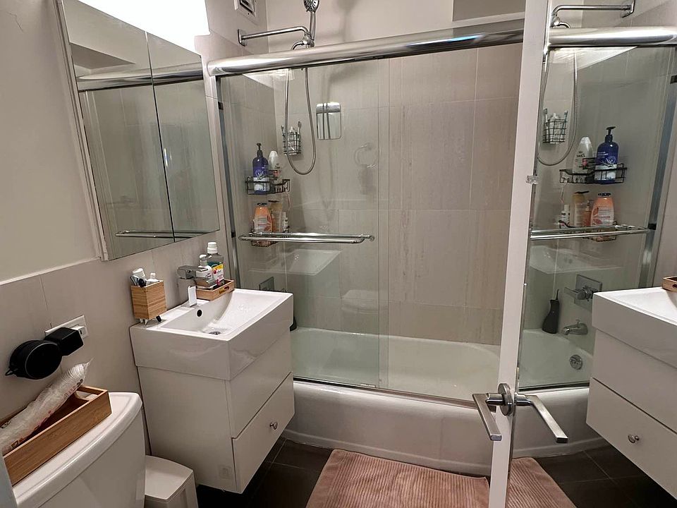 1st image of 279 E 44th St APT 14H