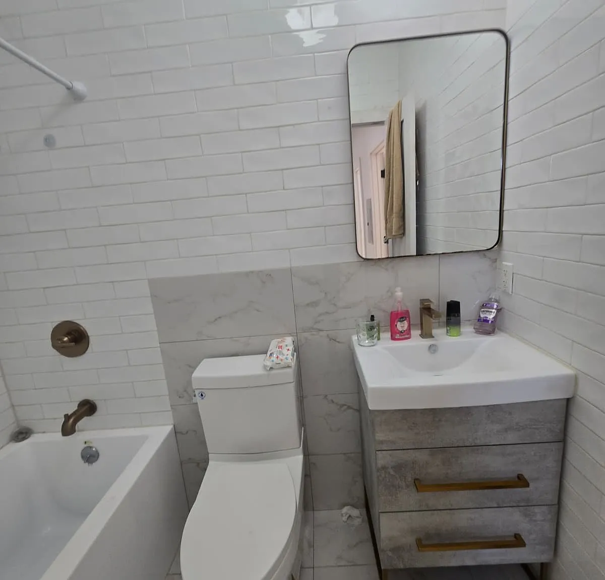 2 bed, $2,100 — Photo 3