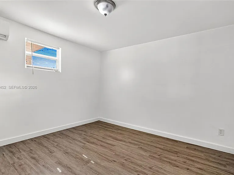 5800 Taylor St #2 — Photo 26
