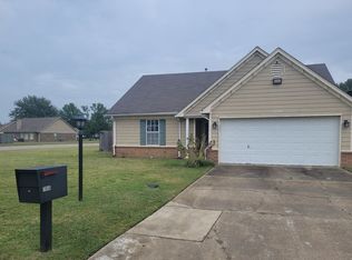 7056 Foxhall Dr, Horn Lake, MS 38637