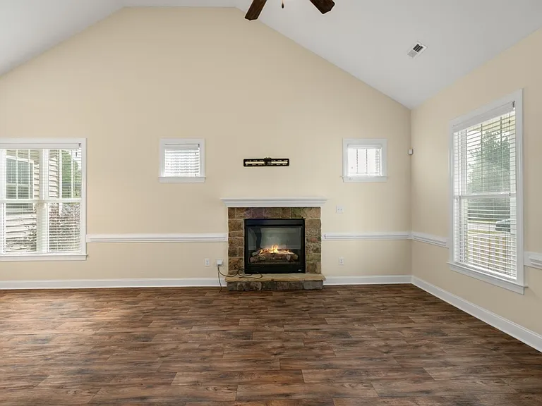 2508 Chelsea Dr NW — Photo 7