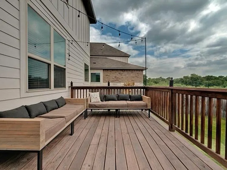 1404 Goldilocks Ln — Photo 28
