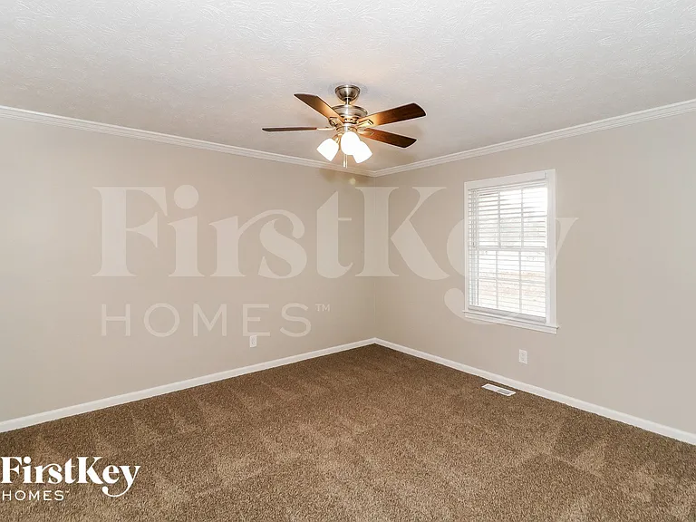 1715 Straw Valley Rd — Photo 9