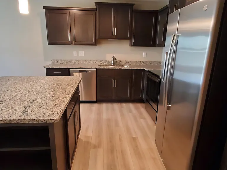 686 Daphne Way #686 — Photo 8