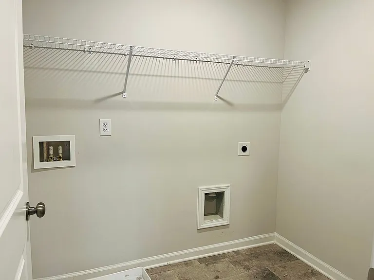 8 Iron Dr — Photo 19
