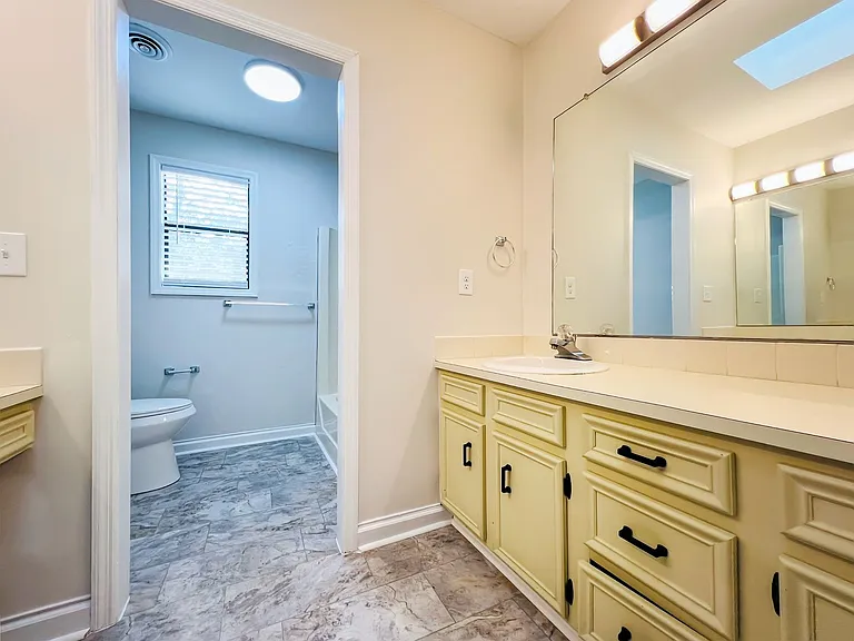 1904 Aspen Way — Photo 8